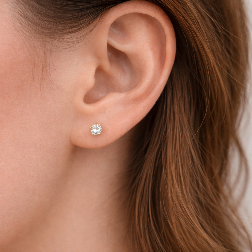 Mimimarche - E107 Crystal diamond stud earrings in gold vermeil